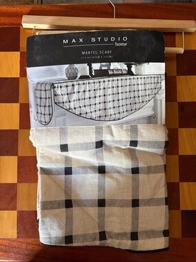 Max Studio Cream and Black Plaid Mantel Scarf